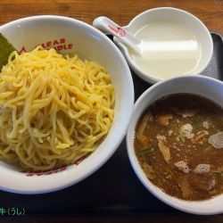 つけ麺中盛(820円)