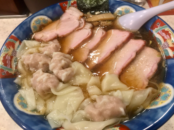 「チャーシュー肉ワンタン麺 大盛」@たんたん亭の写真