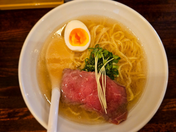 「牛塩らーめん」@麺や常勝の写真