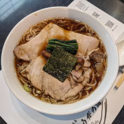 しょうが醤油らぁめん・大盛