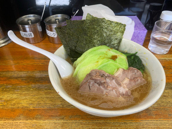 「キャベチャー」@横浜ラーメン厨房 うえむらやの写真