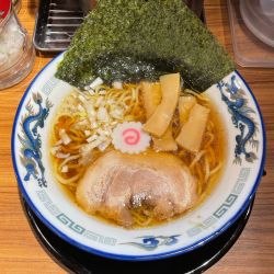 昔ながらの中華そば(850円)