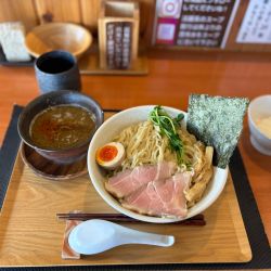 淡麗魚介特製つけ麺