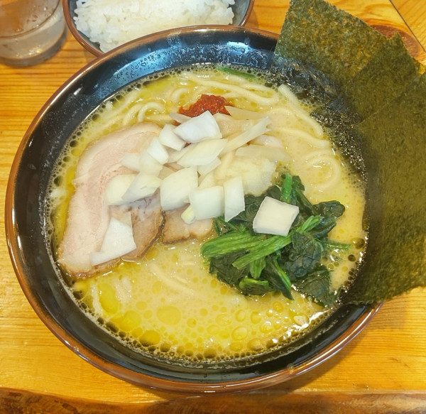 「ラーメン 塩+ライス」@横浜家系ラーメン 壱角家 錦糸町店の写真