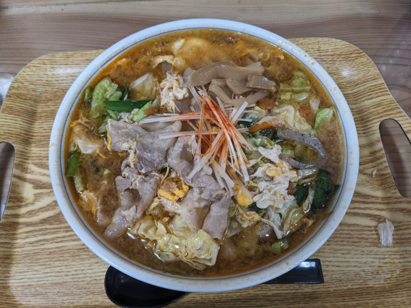 「スタミナラーメン大盛　1000円」@はやぶさ食堂の写真