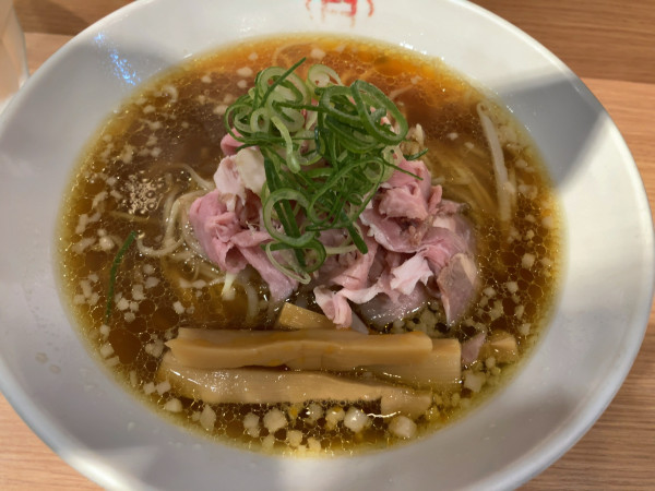 「肉汁中華ソバ 醤油」@百年本舗 秋葉原総本店の写真