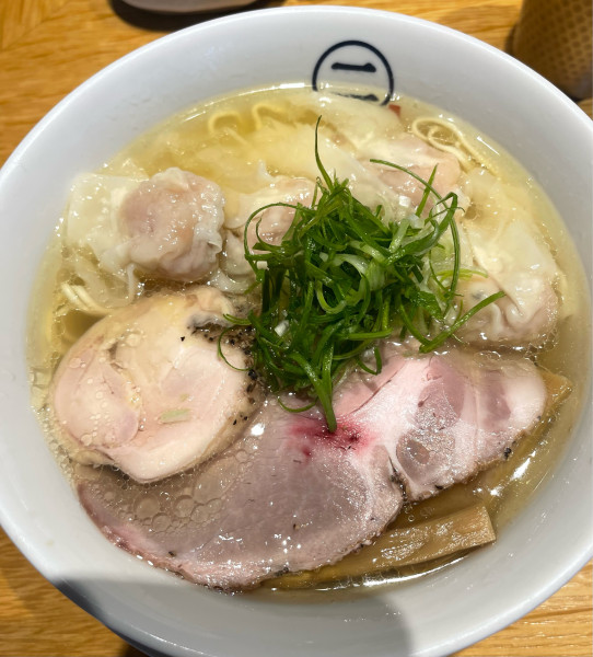 「海老ワンタン塩そば」@中華そば 二階堂の写真