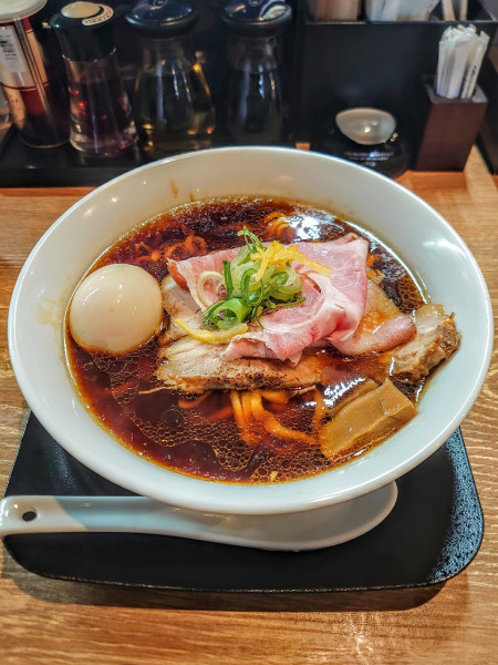 「黒 五郎そば」@麺や 五郎の写真