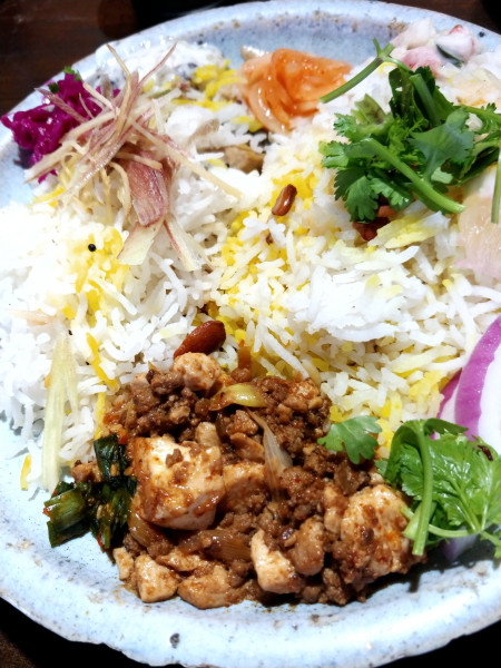 「合盛り「鯛出汁チキンビリヤニ」＆「マトンビリヤニ」」@ビリヤニ専門店 インディアゲートの写真