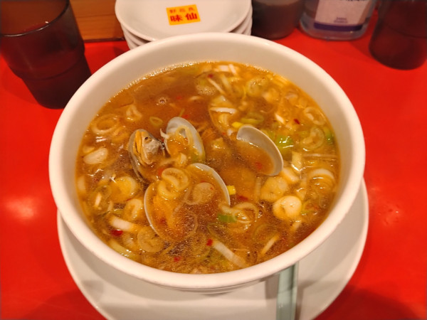 「あさりラーメン¥1000-」@郭 政良 味仙 東京神田西口店の写真