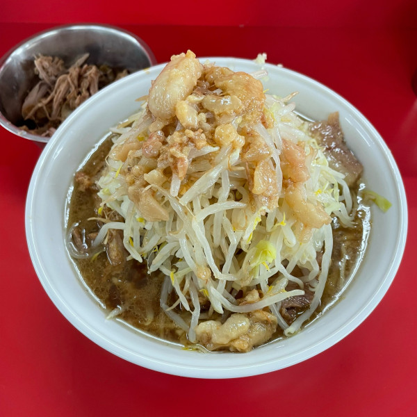「小ラーメン+豚増し+豚ほぐし  ￥850+￥150+￥100」@ラーメン二郎 柏店の写真