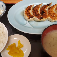 中華・軽食 菊屋の画像