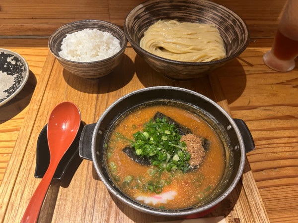 「微妙すぎるめんたい煮込つけ麺」@元祖めんたい煮こみつけ麺の写真
