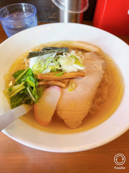 「白醤油らーめん　800円」@コクミンショクドウの写真