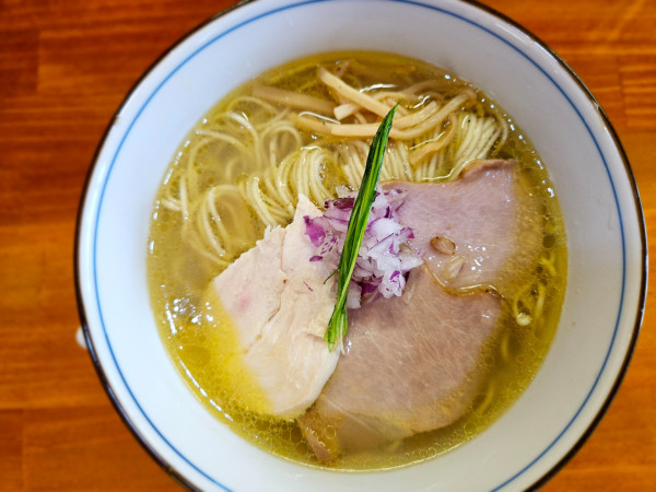 「貝だし塩」@Noodle shop nanairoの写真