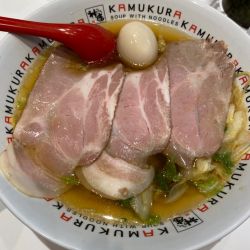 小チャーシュー煮卵ラーメン
