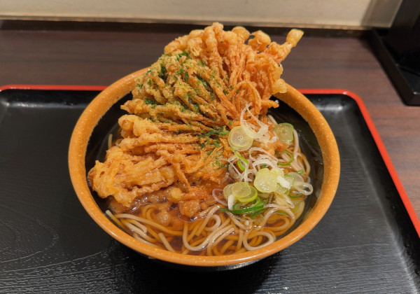 「えのき天そば(490円)」@めとろ庵 大手町店の写真