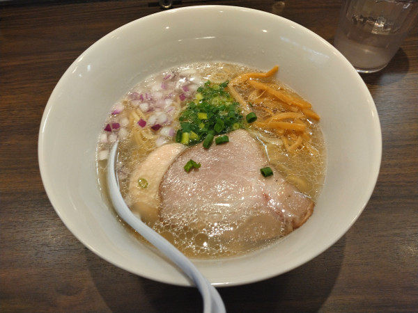 「はまぐりそば¥1100-」@中華そば みた葉の写真