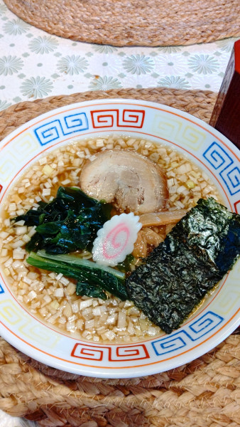 「昔ながらの中華そば　醤油　750円」@3丁目の遊日サロン 前橋城東町本店の写真