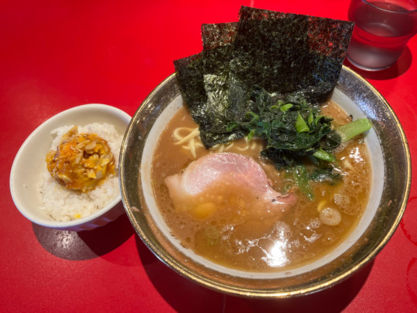 「ラーメン　玉子まぶし」@厚木家の写真