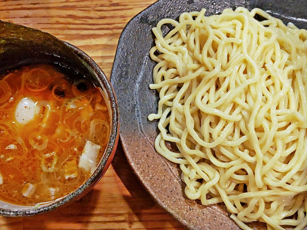 「辛味つけ麺（中盛）＋味玉」@つけ麺屋 やすべえ 秋葉原店の写真