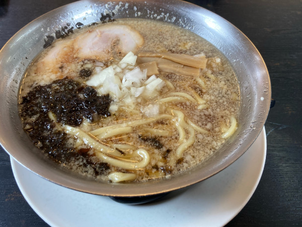 「ラーメン 大盛」@らーめん勝 燕店の写真