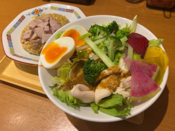 「マッスルサラダ麺（チキン）＋マッスル半チャーハン（ポーク）」@スターマッスルの写真