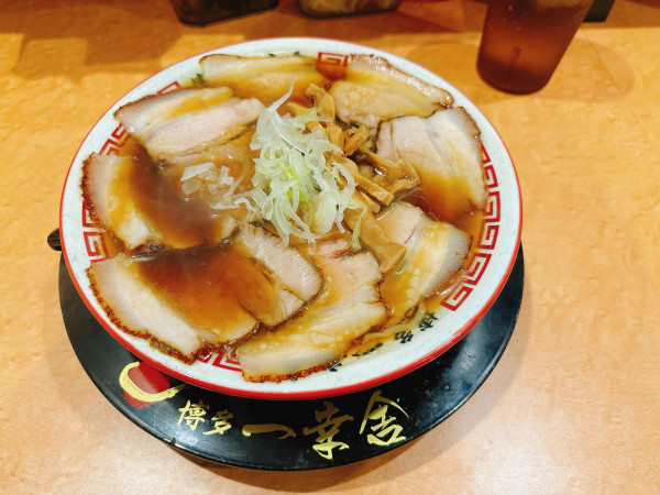 「肉盛中華蕎麦」@博多 一幸舎 博多駅筑紫口店の写真
