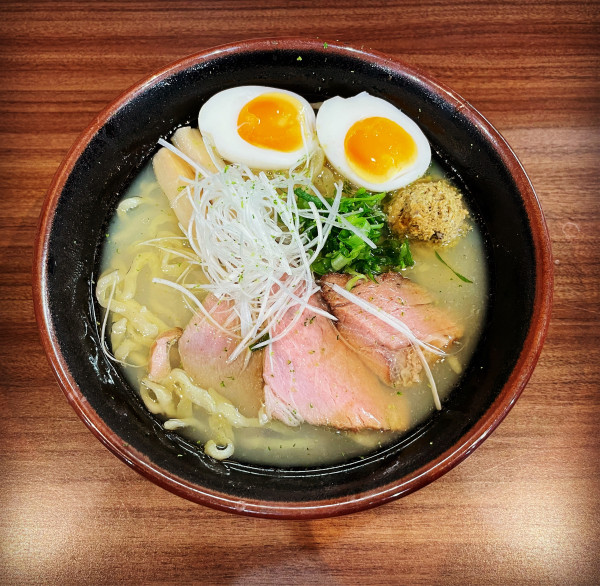 「限定　太手揉み麺の濃い貝出汁らーめん」@自家製麺 くまがいの写真