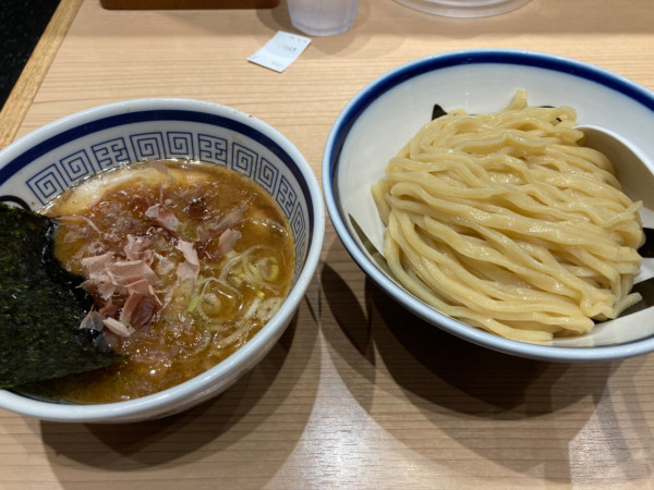 「濃厚魚介つけめん 930円」@らーめん玉 田町店の写真