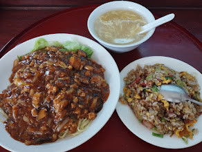 「セット ジャージャー麺と半チャーハン(900)」@中山菜館の写真