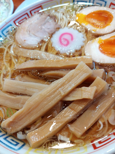 「中華そば・味付たまご＆太切メンマ増し」@中華そば 三殿社中の写真