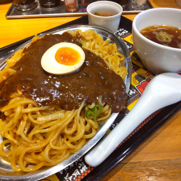 「【期間限定】嵐ゴーゴーまぜそば（￥980）」@らあめん花月嵐 不動前店の写真