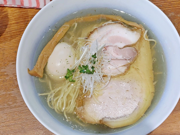 「味玉塩ラーメン」@ラーメン屋 トイ・ボックスの写真