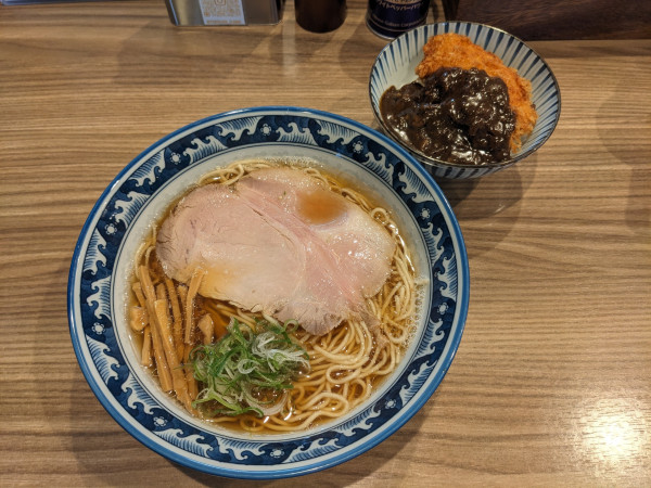 「中華そば＋茶碗カツカレー」@斗香庵  OJIMAの写真