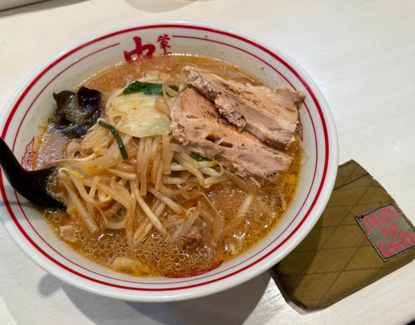 「味噌タンメン＋チャーシュー2枚」@蒙古タンメン 中本 高田馬場店の写真