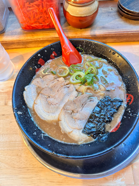 「魚介とんこつラーメン」@無鉄砲 がむしゃらの写真