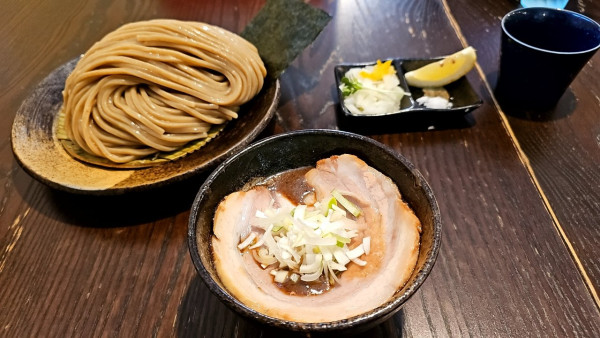 「汁並つけ麺 特大 つけ汁W」@麺屋みつば＋クローバーの写真