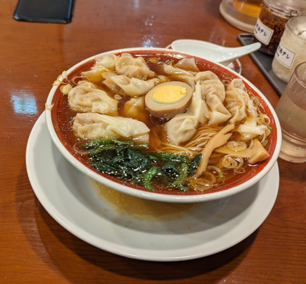 「広州わんたんめん（醤油・細麺）」@広州市場 西新宿店の写真