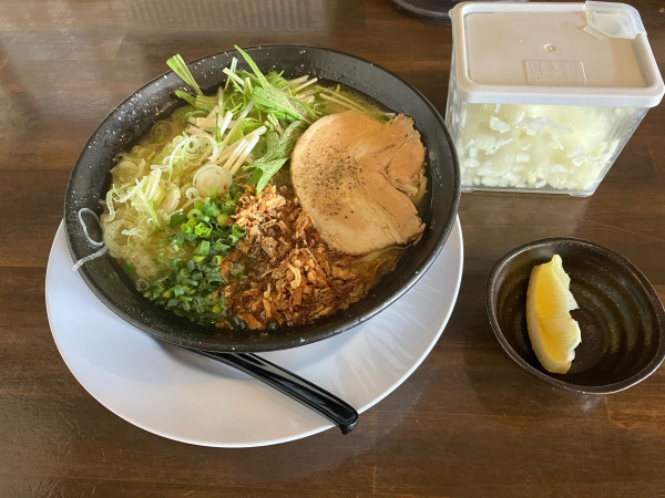 「極み鶏」@横浜家系ラーメン 極家の写真