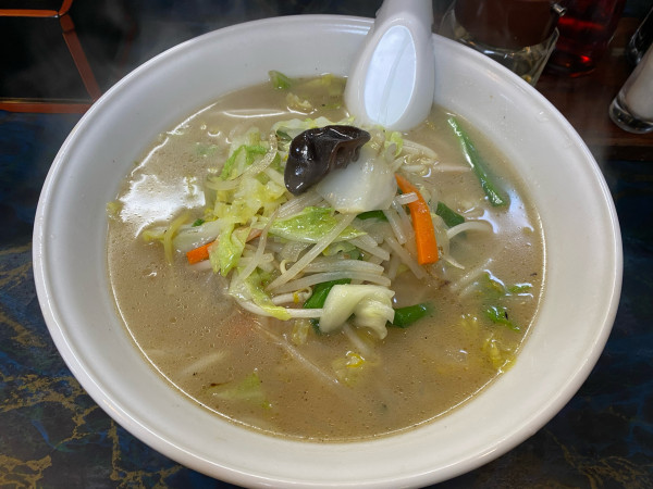 「タンメン850円」@丸山飯店の写真