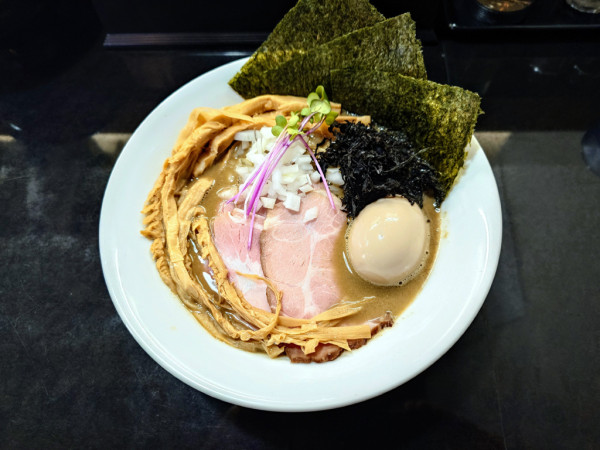 「特製濃厚そば+穂先メンマ」@麺処 晴の写真