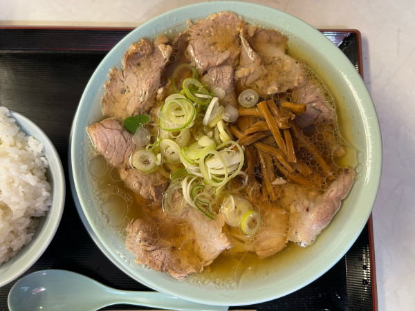 「中華そば　700円」@新橋ニューともちんラーメン 川崎駅前店の写真