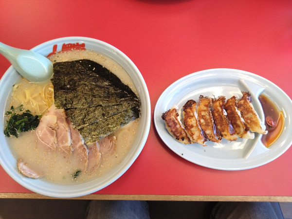 「塩ネギチャーシュー麺」@ラーメン山岡家 大田原店の写真