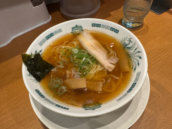 「中華そば（並盛・140g）390円」@日高屋 イーサイト高崎店の写真