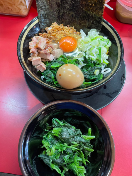 「限定　油そば」@家系ラーメン とらきち家の写真