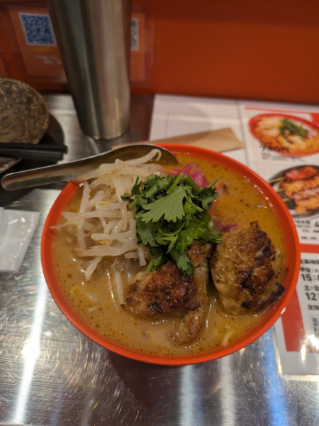 「ラクサ」@居酒屋 やみぃサテ お花茶屋の写真