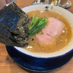 ラーメン　1000円