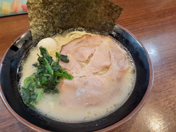 「塩ラーメン」@横浜家系ラーメン 大岡家 鶴川店の写真
