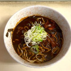 カレーそば(500円)